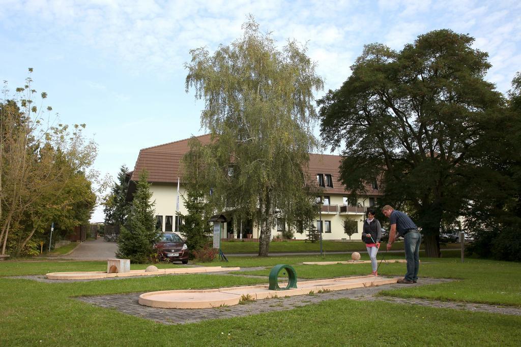 Sonnenhotel Feldberg Am See Mit Schwimmbad, Sauna Und Dampfbad فيلدبرج المظهر الخارجي الصورة